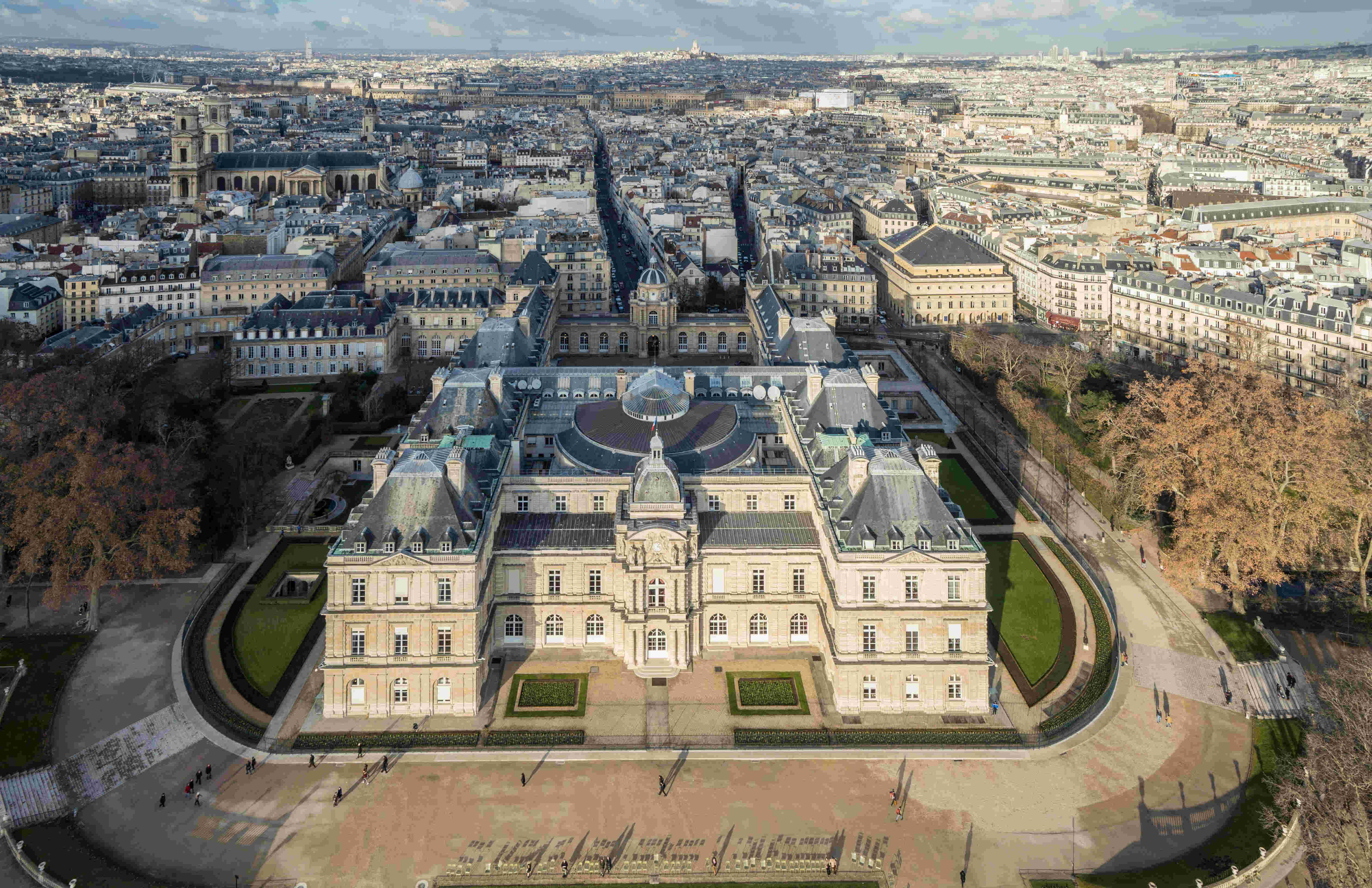 drone Paris Sénat Skydrone