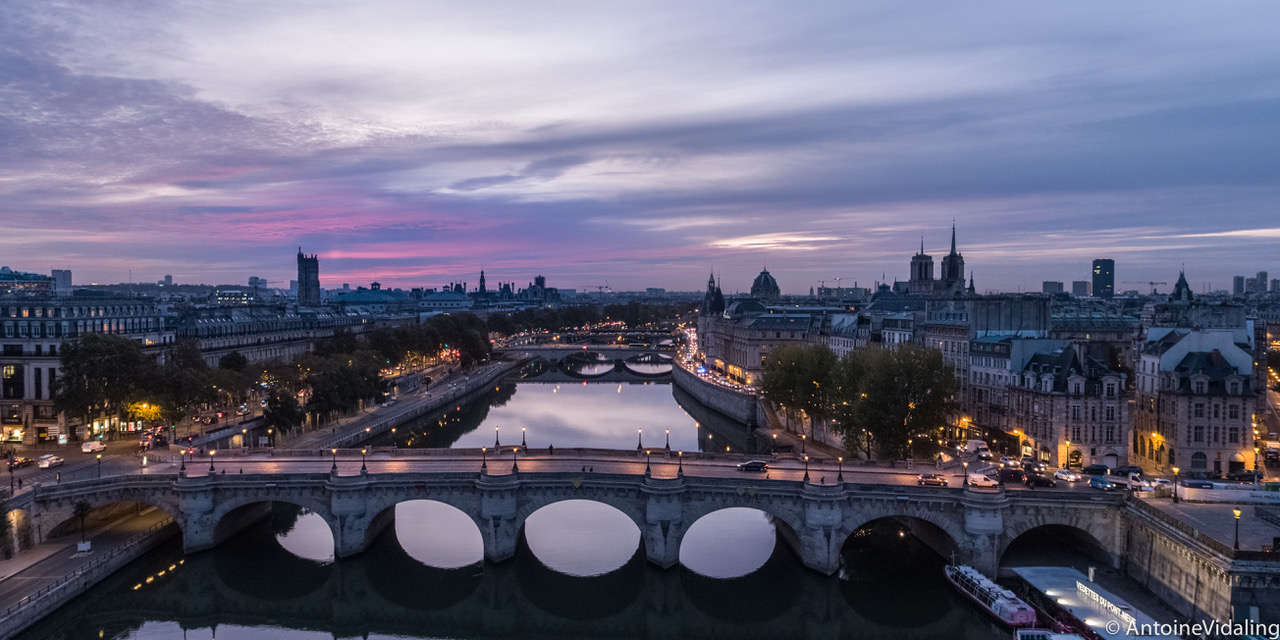 drone paris la seine de nuit Skydrone Antoine Vidaling